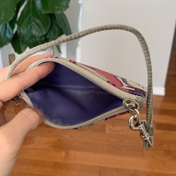 Poppy Coach wristlet - Picture 2 of 2